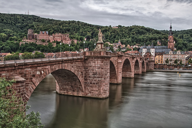 مجللة زوران