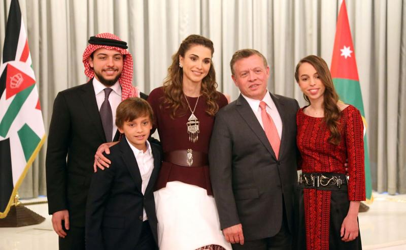 181506 515983a55b75324f73f2ec7f4972eb92 - مجلة زوران