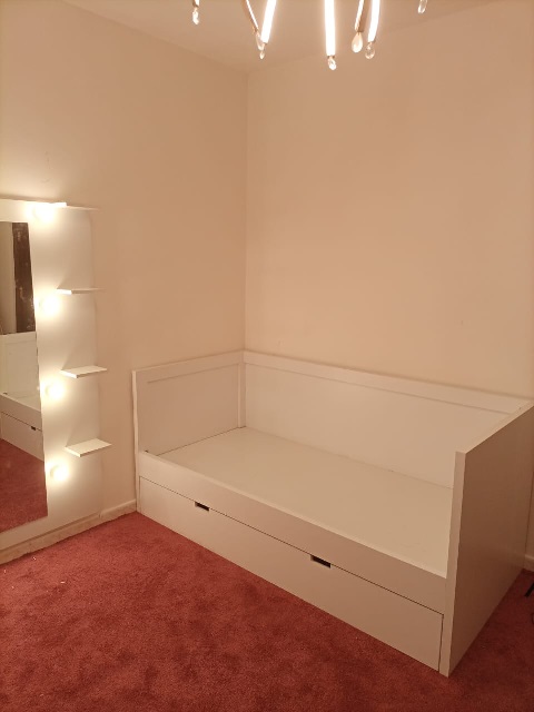 وايت فلور.. 7 - مجلة زوران