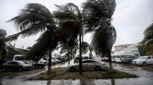  إعصار سام: يا لها من رحلة طويلة وقوية.
