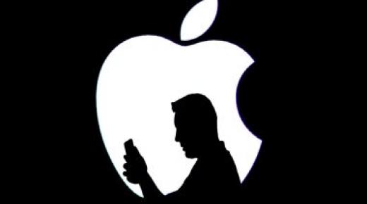 تزيد خطة Apple لمسح هاتفك من المخاطر .