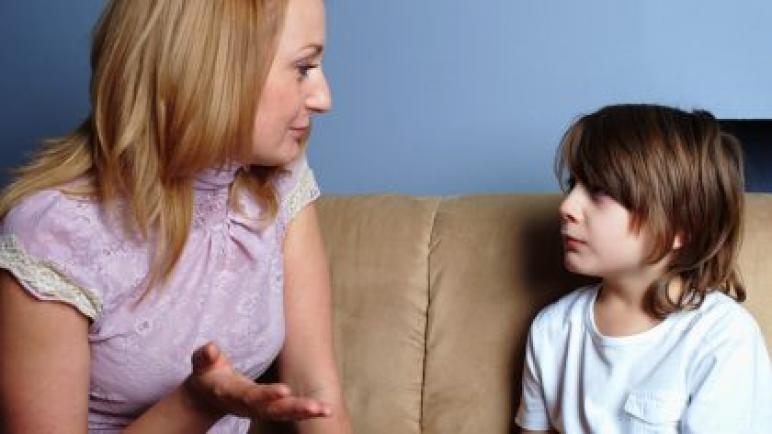 حديث الطفل: التواصل مع طفلك .