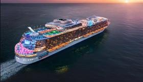 سفينه سياحيه