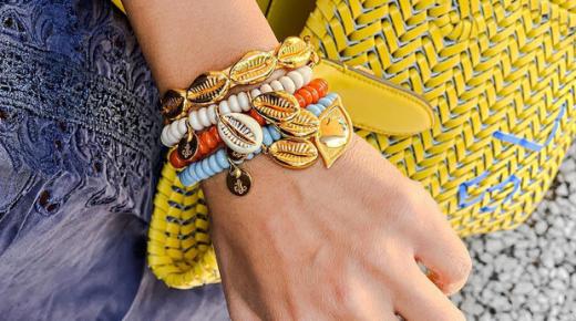  اكسسوار على الموضة.