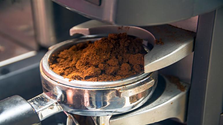 العلماء ابتكروا طريقة صديقة للبيئة للتخلص من القهوة المطحونة