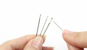 طريقتان سهلتان وسريعتان لتمرير الخيط عبر الإبرة