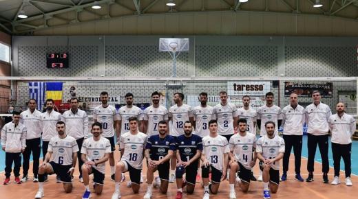 الكرة الطائرة الوطنية للرجال: لعب 3×3 في المباريات الودية مع رومانيا