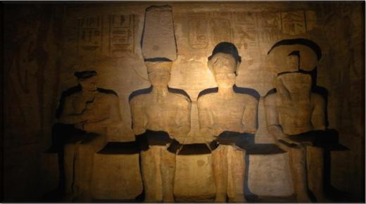 مصر أرض المهرجانات .. تتويج رمسيس الثاني