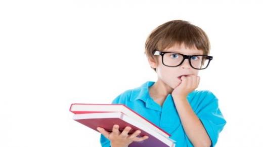 كيفية دعم الطفل خلال فترة الامتحان