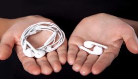 أنواع مختلفة من سماعات الأذن