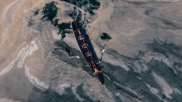 تركيا: صور لا تصدق للمخاط في بحر مرمرة