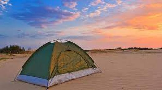 التخييم يلتقي بالفن