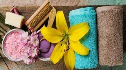 كيفية التقشير بالمنشفة