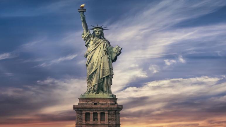تمثال الحرية على مر السنين