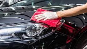 ما الفرق بين تلميع وتشميع السيارة؟