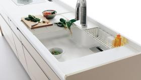 جزء من الحوض يصبح مساحة عمل