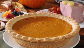 هل يمكنك تجميد فطيرة اليقطين؟