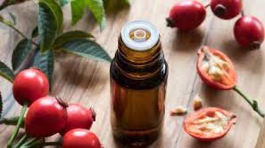 حمض البالمتيك للبشرة