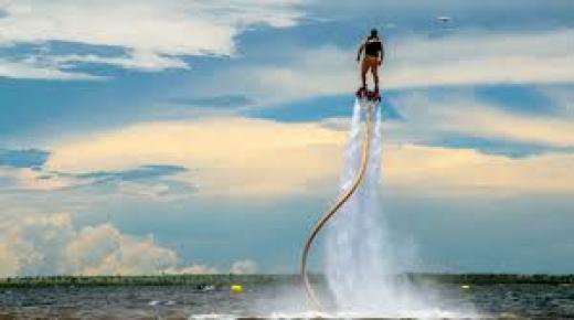 الرياضات المائية