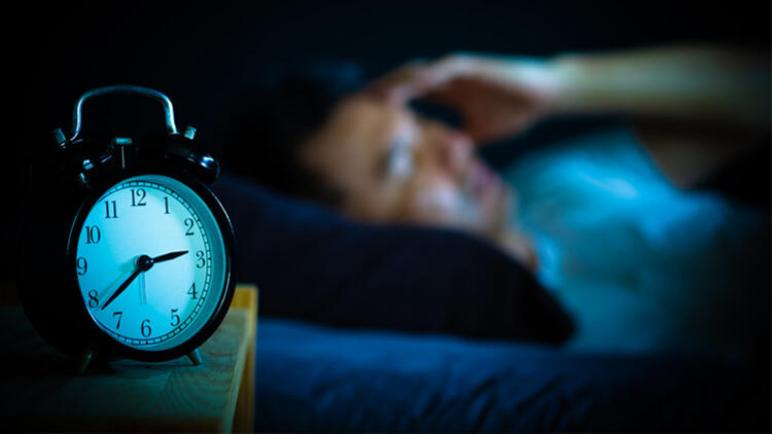 نصائح لمن يجدون صعوبة في النوم والاستمرار في النوم.