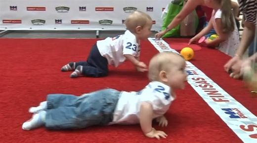 سباقات زحف الأطفال