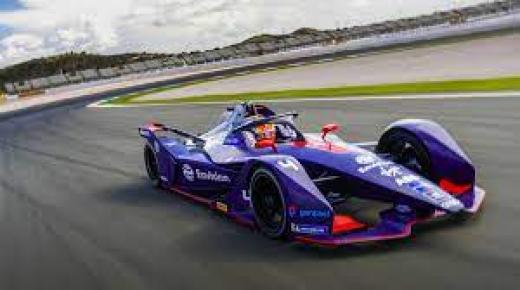 سباق السيارات الرياضية