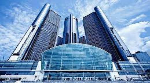 من يجب أن يكون مالك العلامة التجارية؟