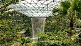 تستعد سنغافورة لمطار رائع به شلال