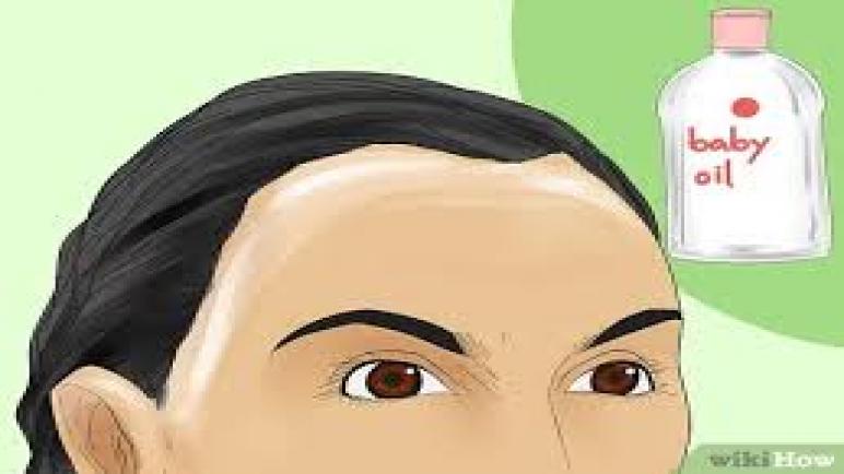 كيفية إزالة البقع من صبغة الشعر على بشرتك