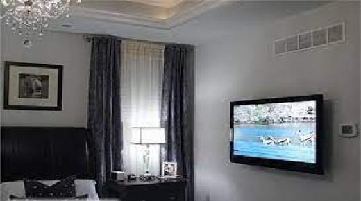 لماذا يجب عليك نقل التلفزيون بعيدًا عن غرفة نومك