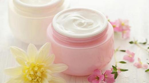 ماذا يحدث عند انتهاء صلاحية كريم ترطيب الوجه والعين؟