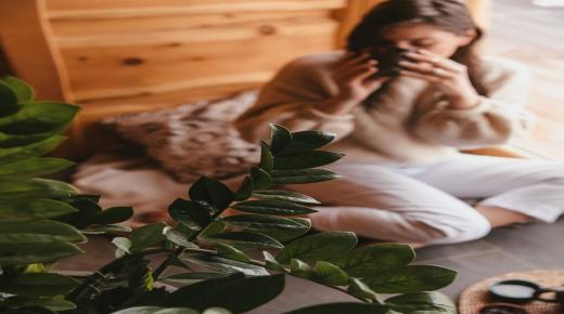 لا يعني الاعتماد على نفسك التعامل مع كل شيء بمفردك