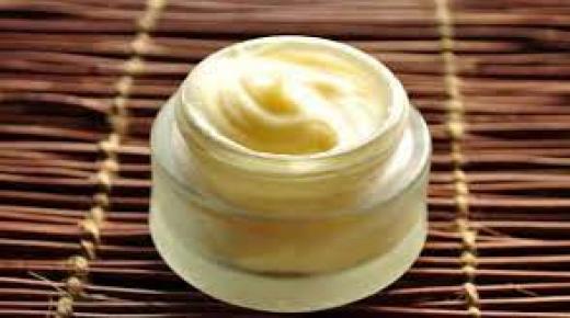 ما هي مدة بقاء المرطب وكريم الجسم المفضل لديك؟