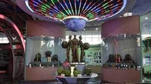 أول متحف بطيخ في العالم