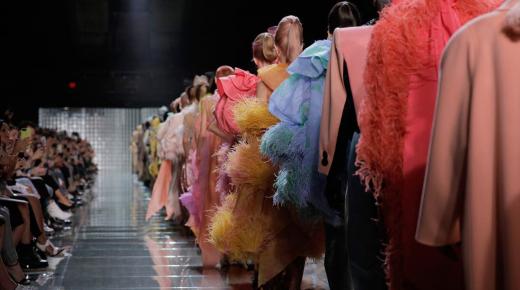 هل نريد حقًا أن تعود الموضة إلى وضعها الطبيعي؟