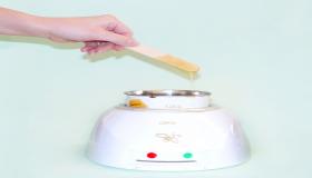 إزالة الشعر بالشمع في المنزل : إليك دليلك النهائي لإزالة الشعر للمبتدئين