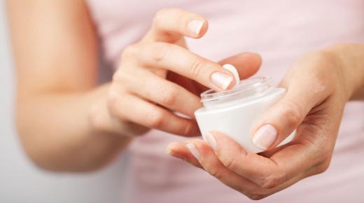 هذا هو المقدار المناسب لكل منتج للعناية بالوجه يجب أن تستخدمه