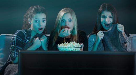 هل افلام الرعب مضره بصحتك؟