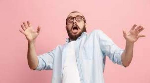 جميع الأعراض المحتملة لنوبة الهلع: كم دقيقة تستمر؟