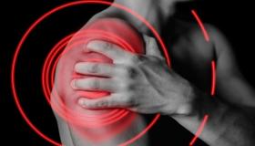 ما هو تجمد الكتف وكيف يتم علاجه؟