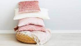 كيف تؤثر وسادات الحرير على بشرتك